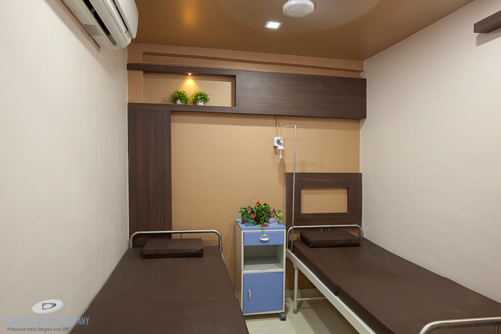 Hospital deluxe room with warm lighting