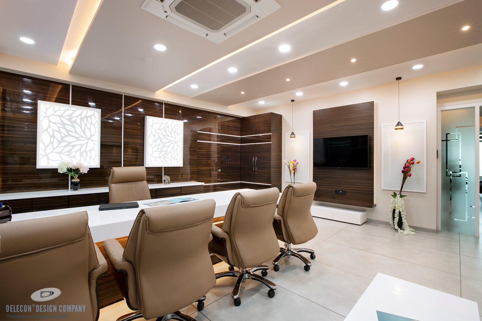 Director cabin design view 9