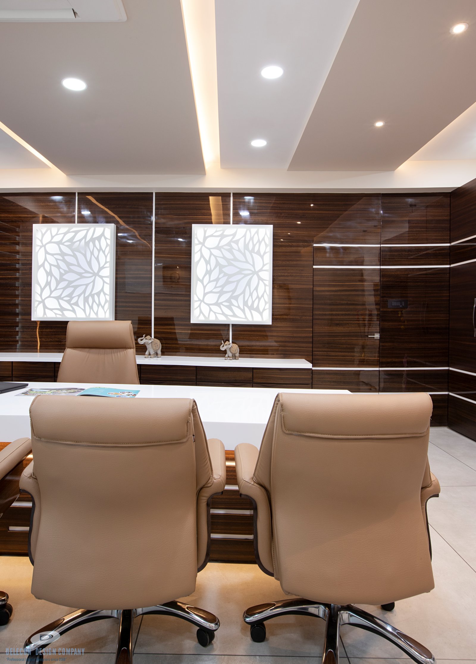 Director cabin design view 13