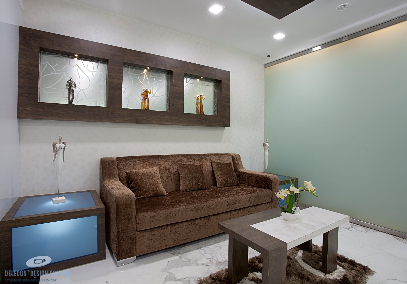 Waiting lounge corridor connection at Shelton Group head office