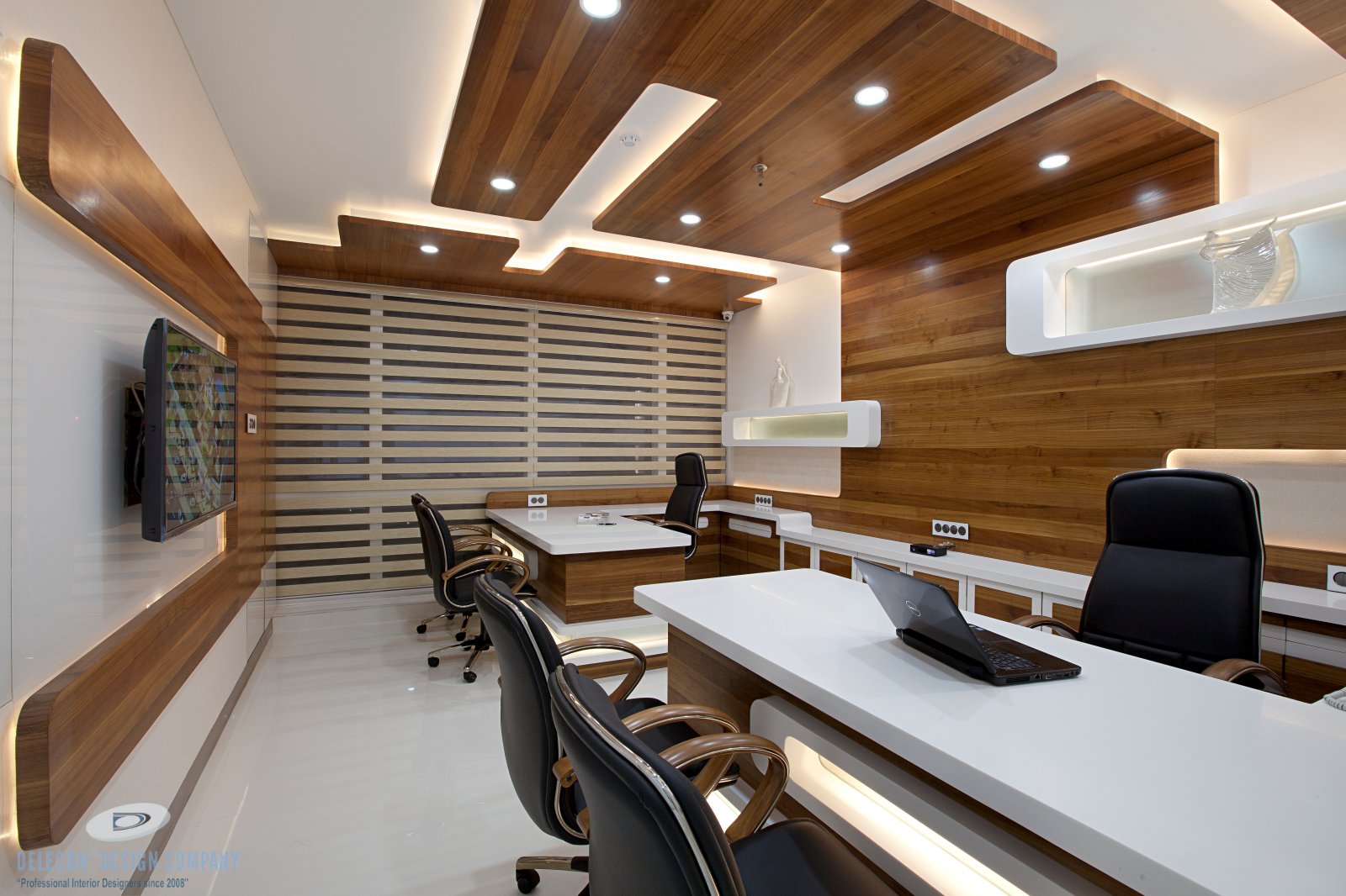 Twin workstation interior design for Varsha Group office in Belapur